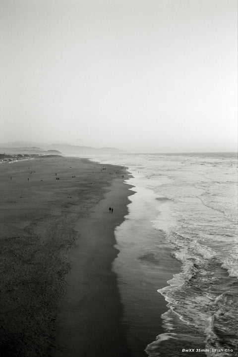 BWXX BLACK AND WHITE NEGATIVE FILM, 35MM