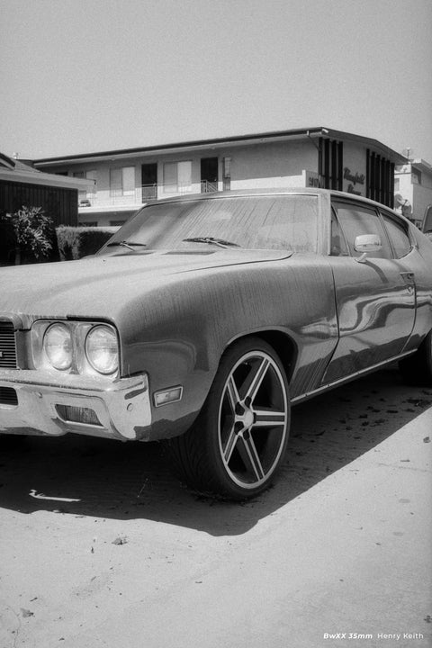 BWXX BLACK AND WHITE NEGATIVE FILM, 35MM
